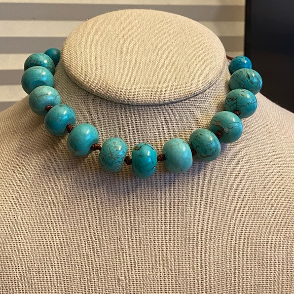 Chunky beautiful Peyote Bird, turquoise, nugget necklace on a brown cord - Picture 2 of 12